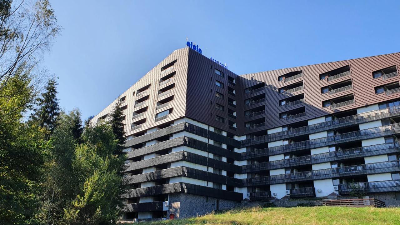 Apartament 2706 Alpin Resort, Etaj 7, ポイアナ・ブラショフ エクステリア 写真