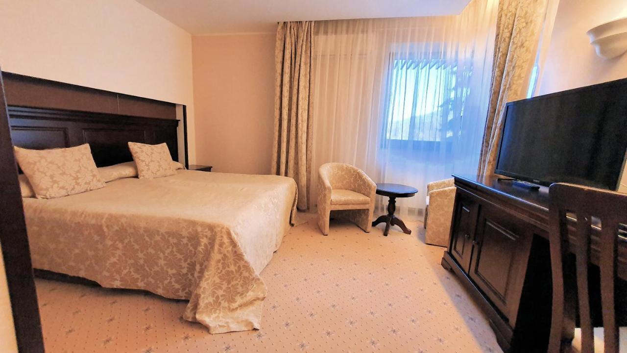 Apartament 2706 Alpin Resort, Etaj 7, ポイアナ・ブラショフ エクステリア 写真