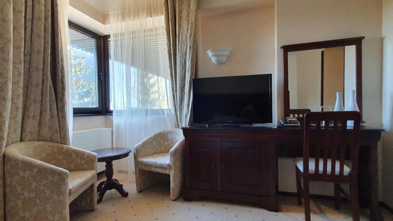 Apartament 2706 Alpin Resort, Etaj 7, ポイアナ・ブラショフ エクステリア 写真