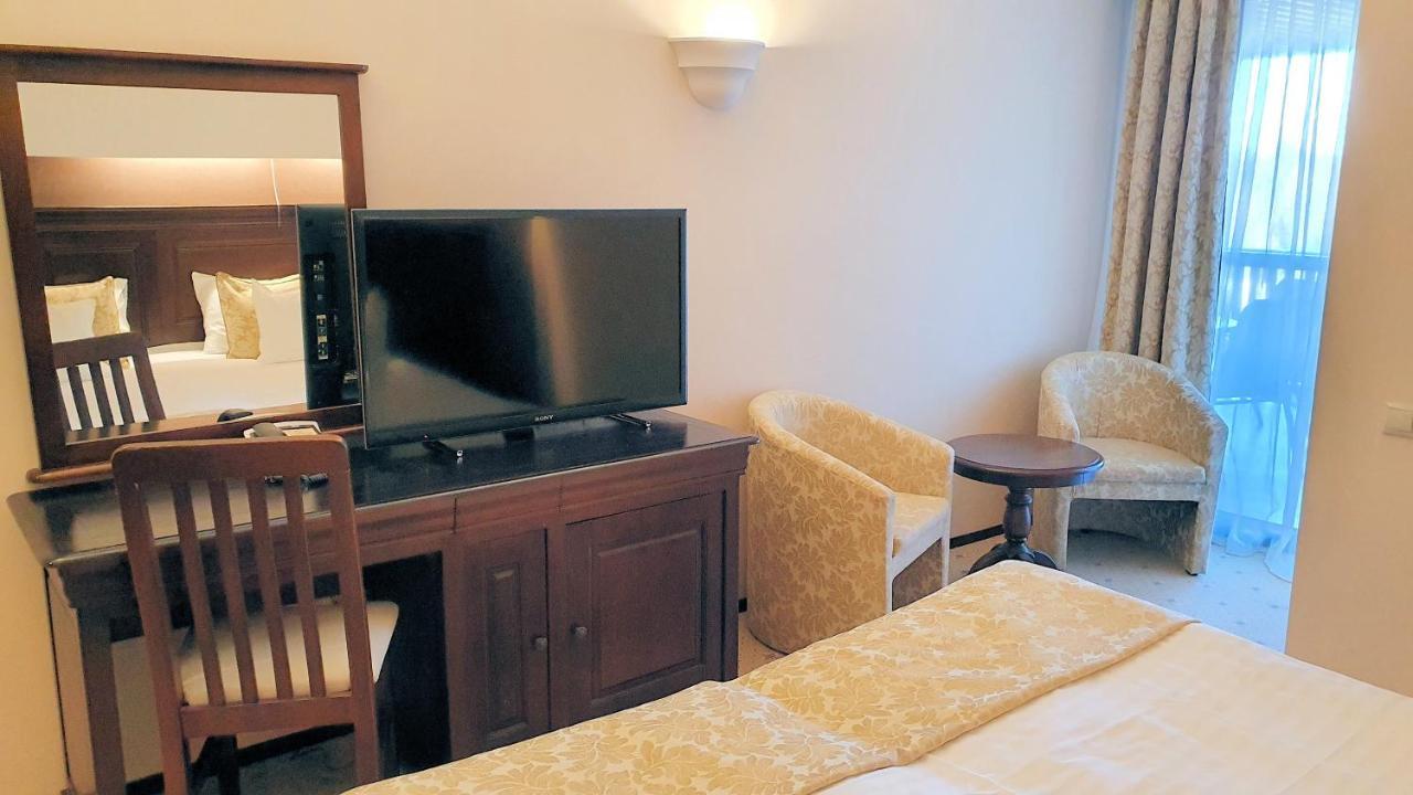 Apartament 2706 Alpin Resort, Etaj 7, ポイアナ・ブラショフ エクステリア 写真